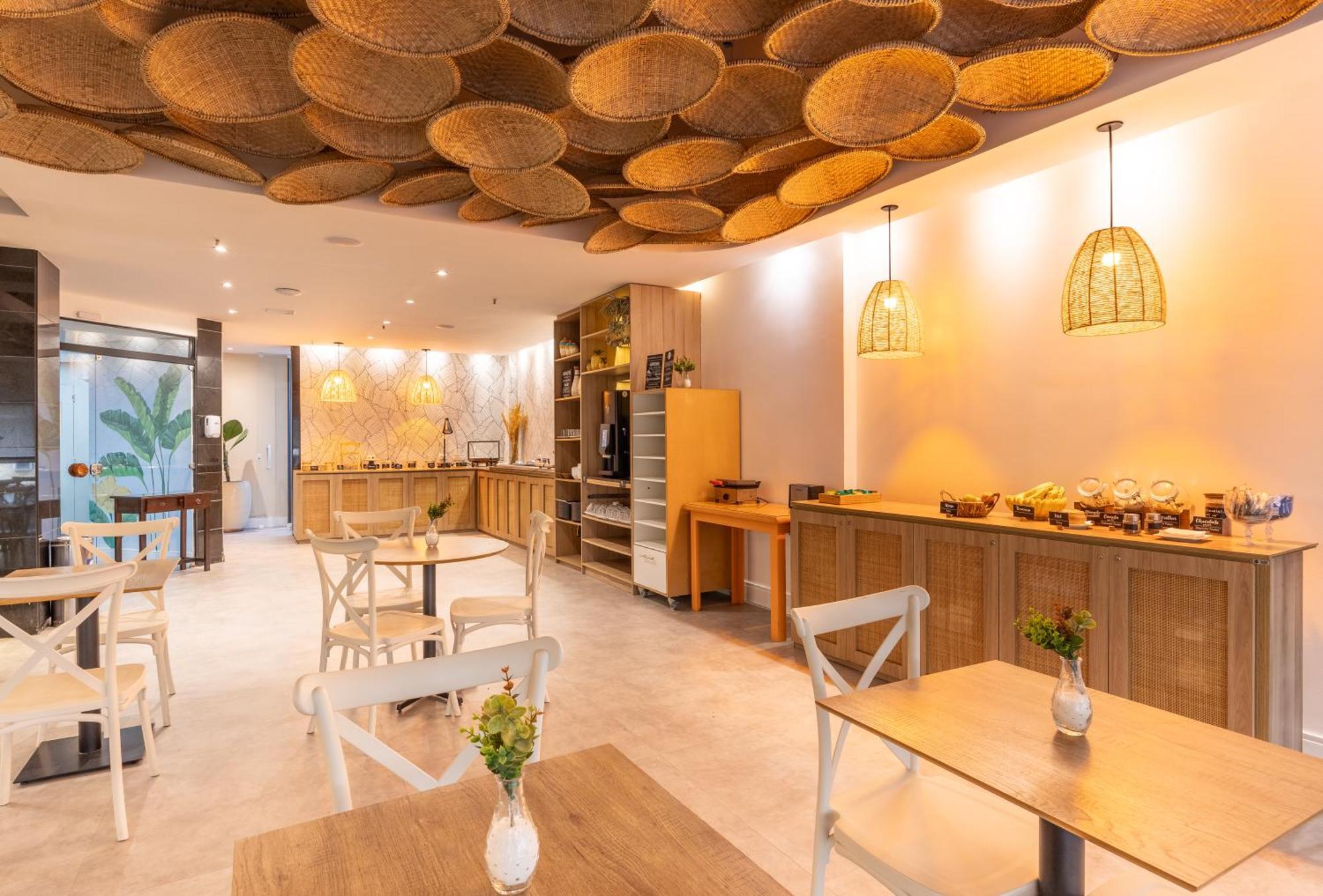 B&B Hotel Rio Copacabana Posto 5 リオデジャネイロ エクステリア 写真