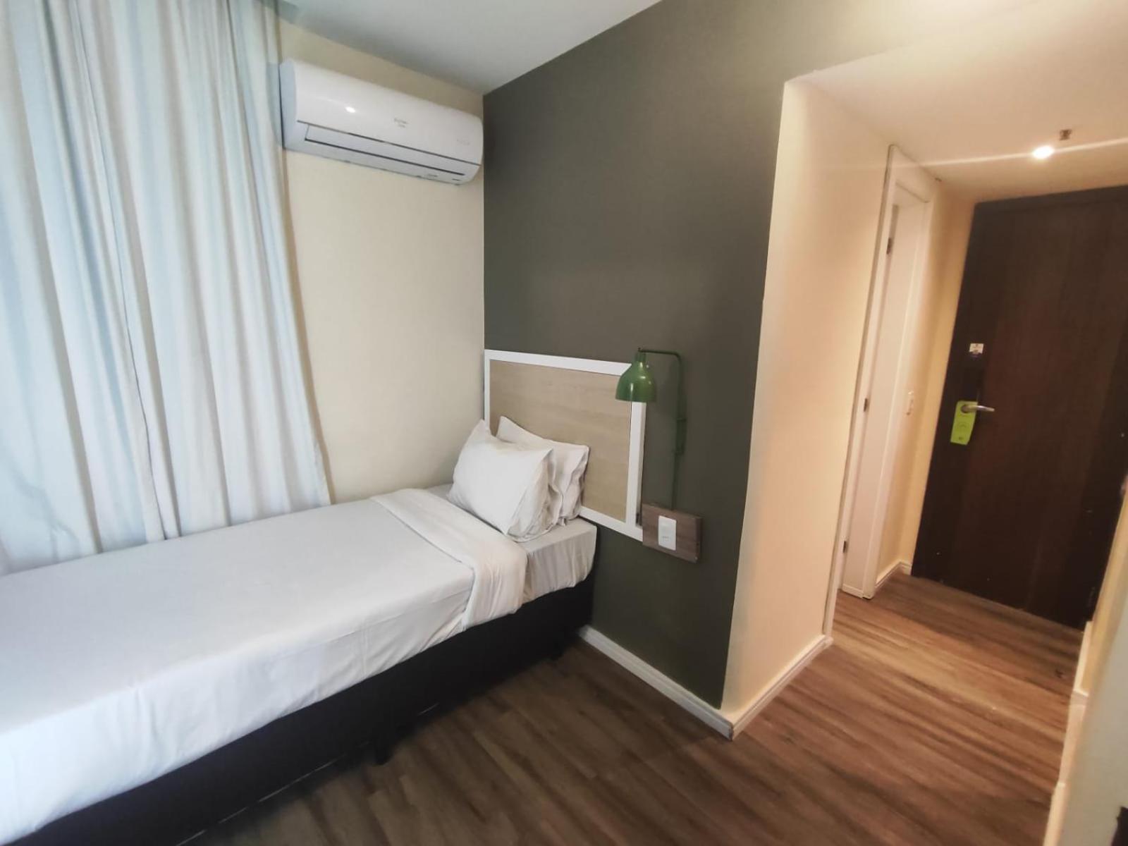 B&B Hotel Rio Copacabana Posto 5 リオデジャネイロ エクステリア 写真